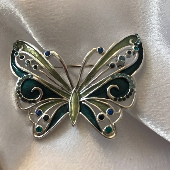 Butterfly brooch in green and teals on silver - Picture 2 of 3